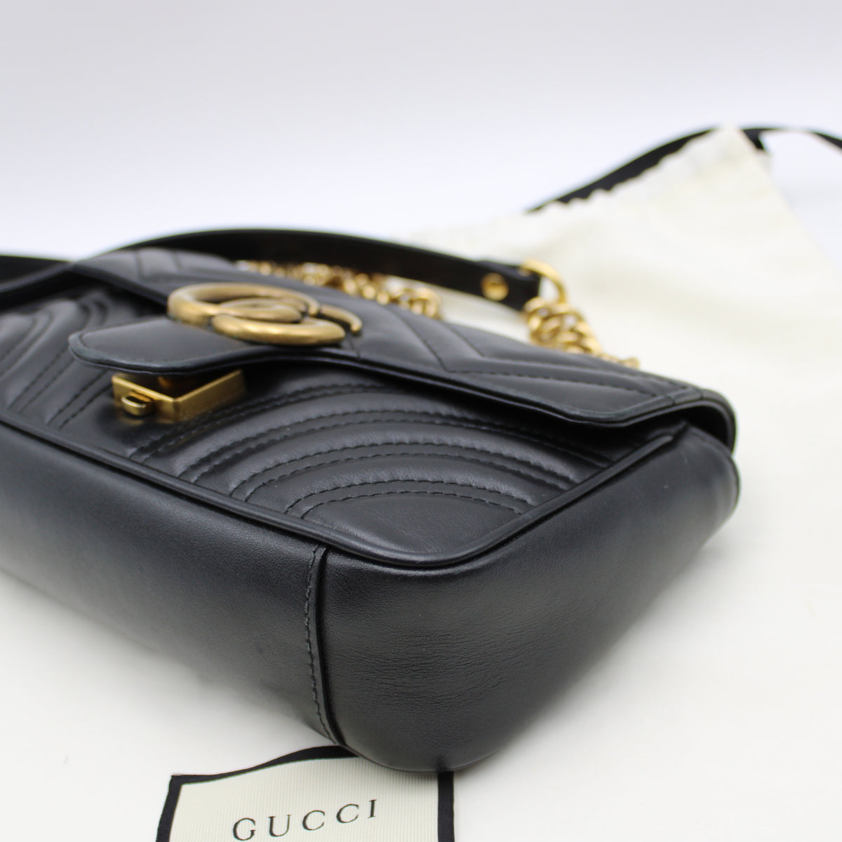 BORSA GUCCI MARMONT SMALL IN PELLE NERA GB264