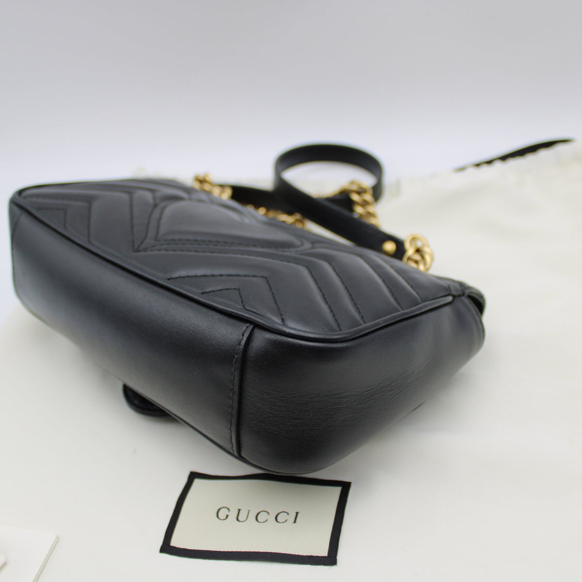 BORSA GUCCI MARMONT SMALL IN PELLE NERA GB264