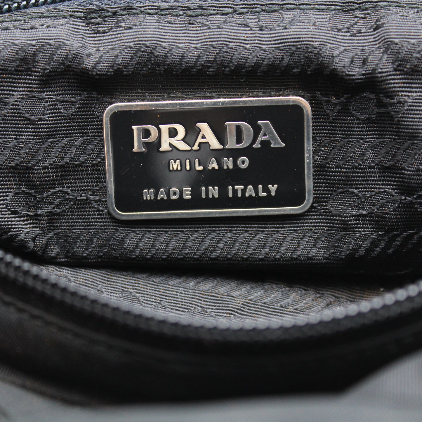 BORSA PRADA TOTE IN TELA VELA NERO PB187