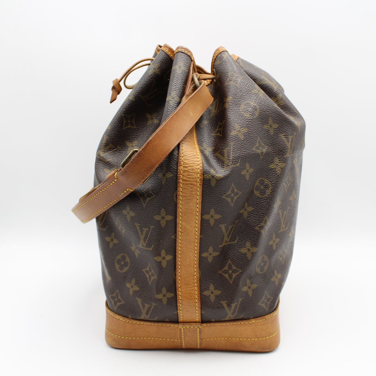 BORSA SECCHIELLO LOUIS VUITTON NOE MONOGRAM LB1617