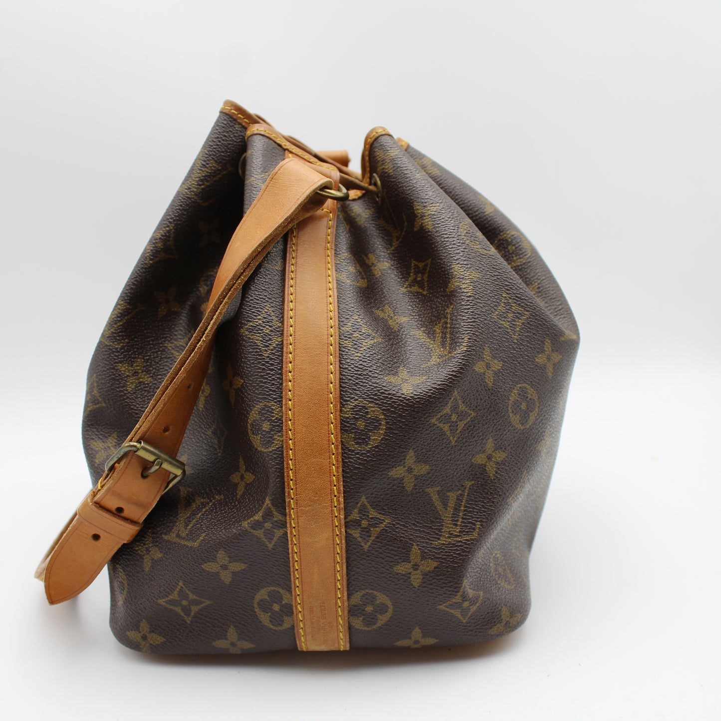 BORSA LOUIS VUITTON PETIT NOE MONOGRAM LB1641