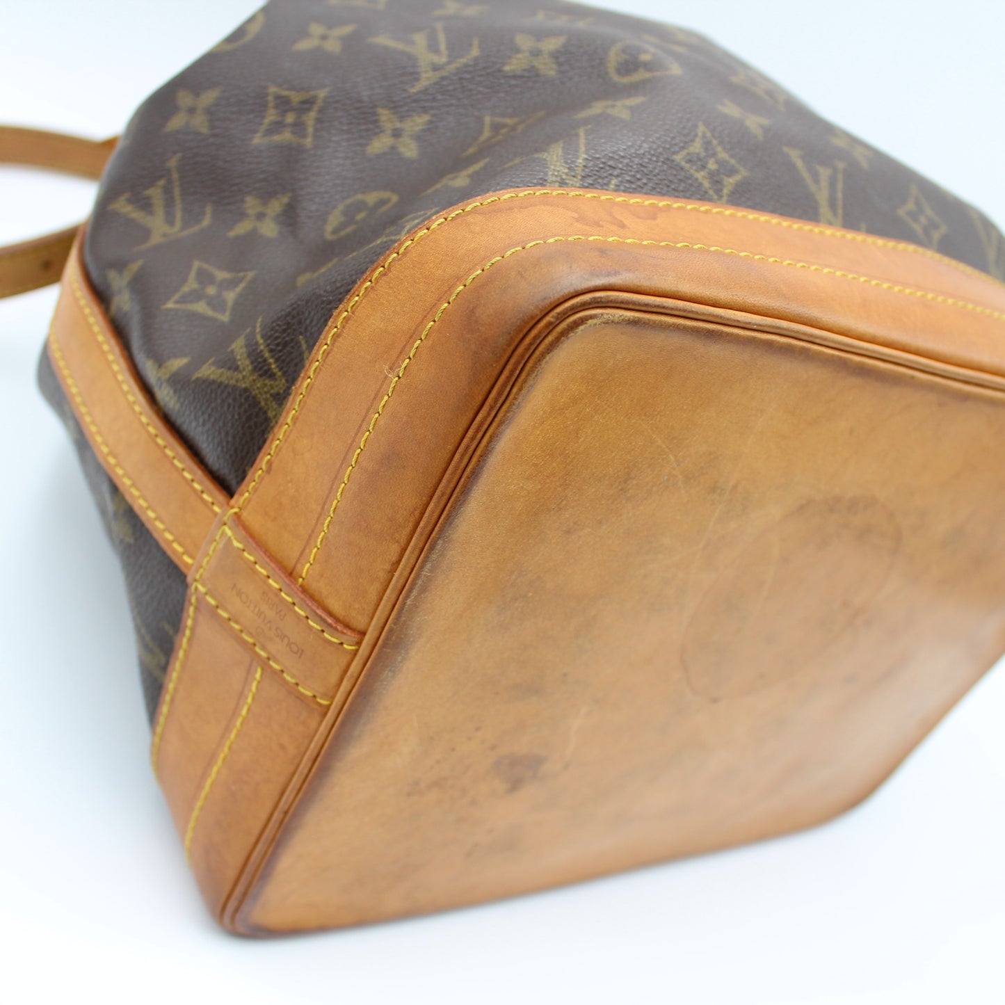 BORSA SECCHIELLO LOUIS VUITTON NOE MONOGRAM LB1654