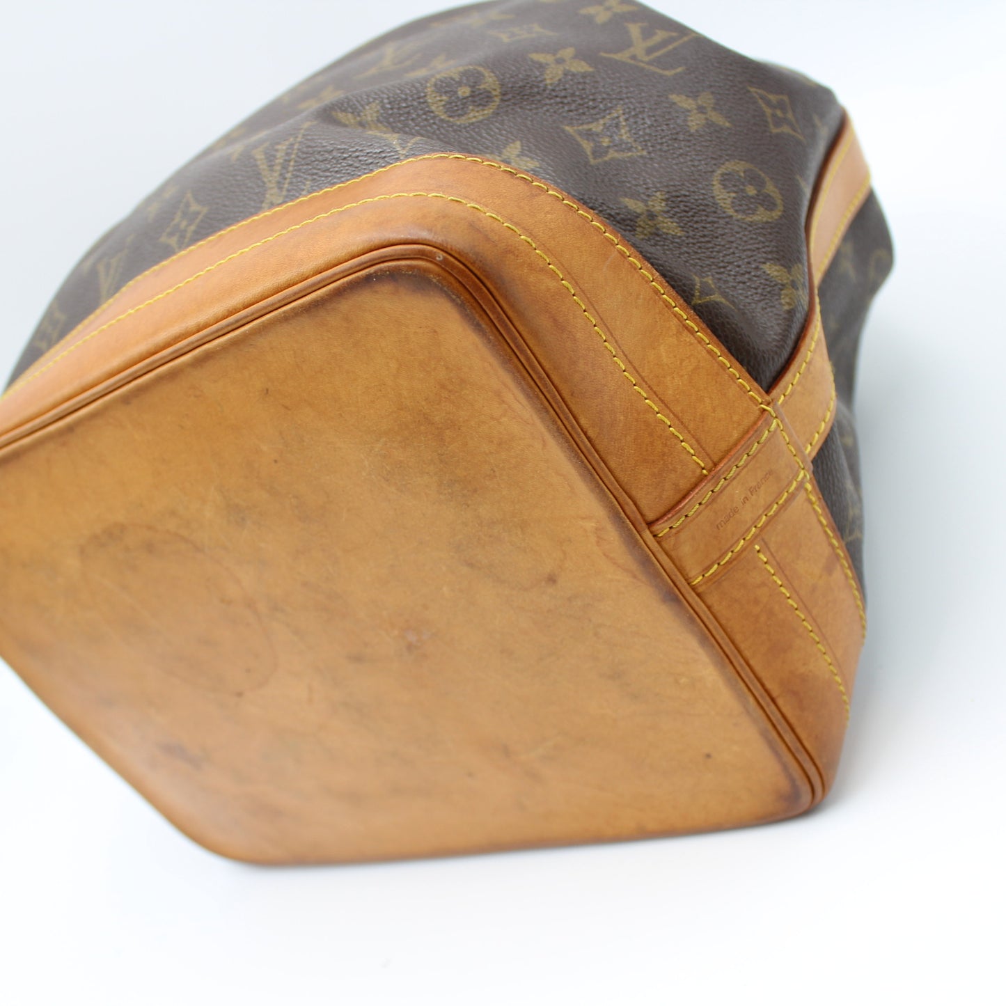 BORSA SECCHIELLO LOUIS VUITTON NOE MONOGRAM LB1654