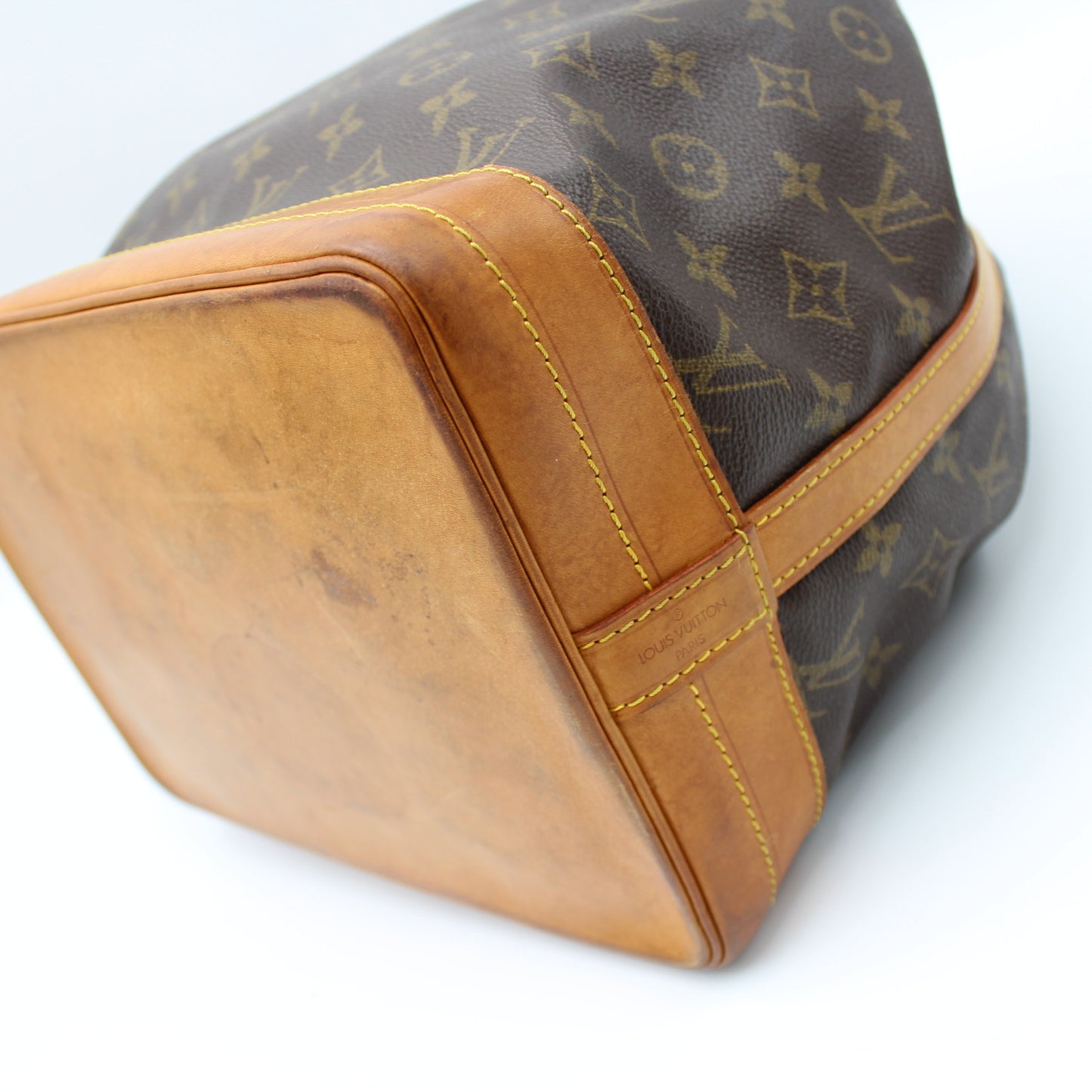 BORSA SECCHIELLO LOUIS VUITTON NOE MONOGRAM LB1654