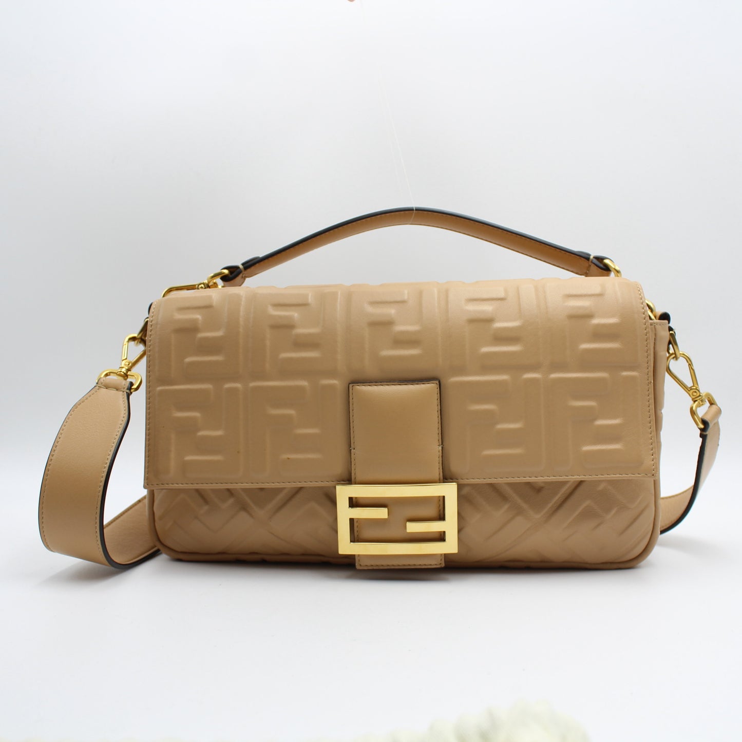 BORSA FENDI MAXI BAGUETTE IN PELLE BEIGE FB164