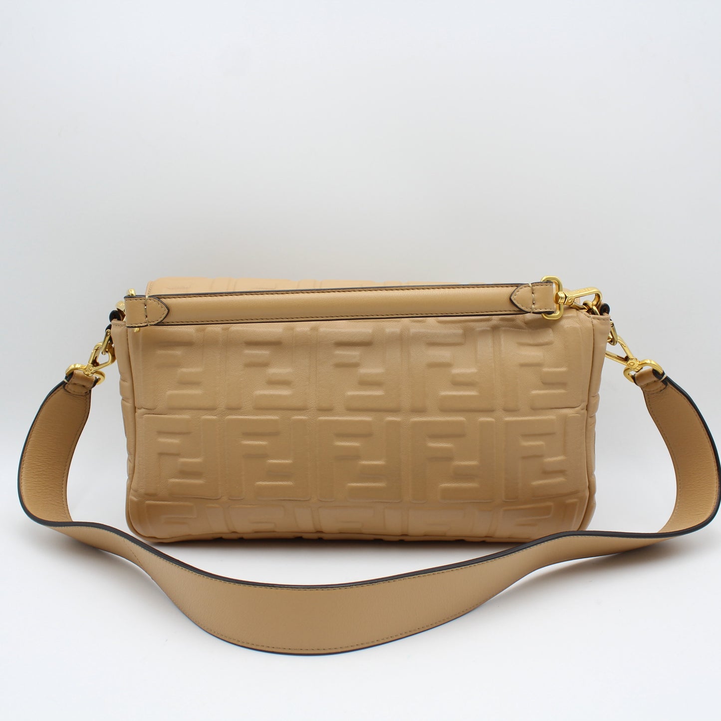 BORSA FENDI MAXI BAGUETTE IN PELLE BEIGE FB164