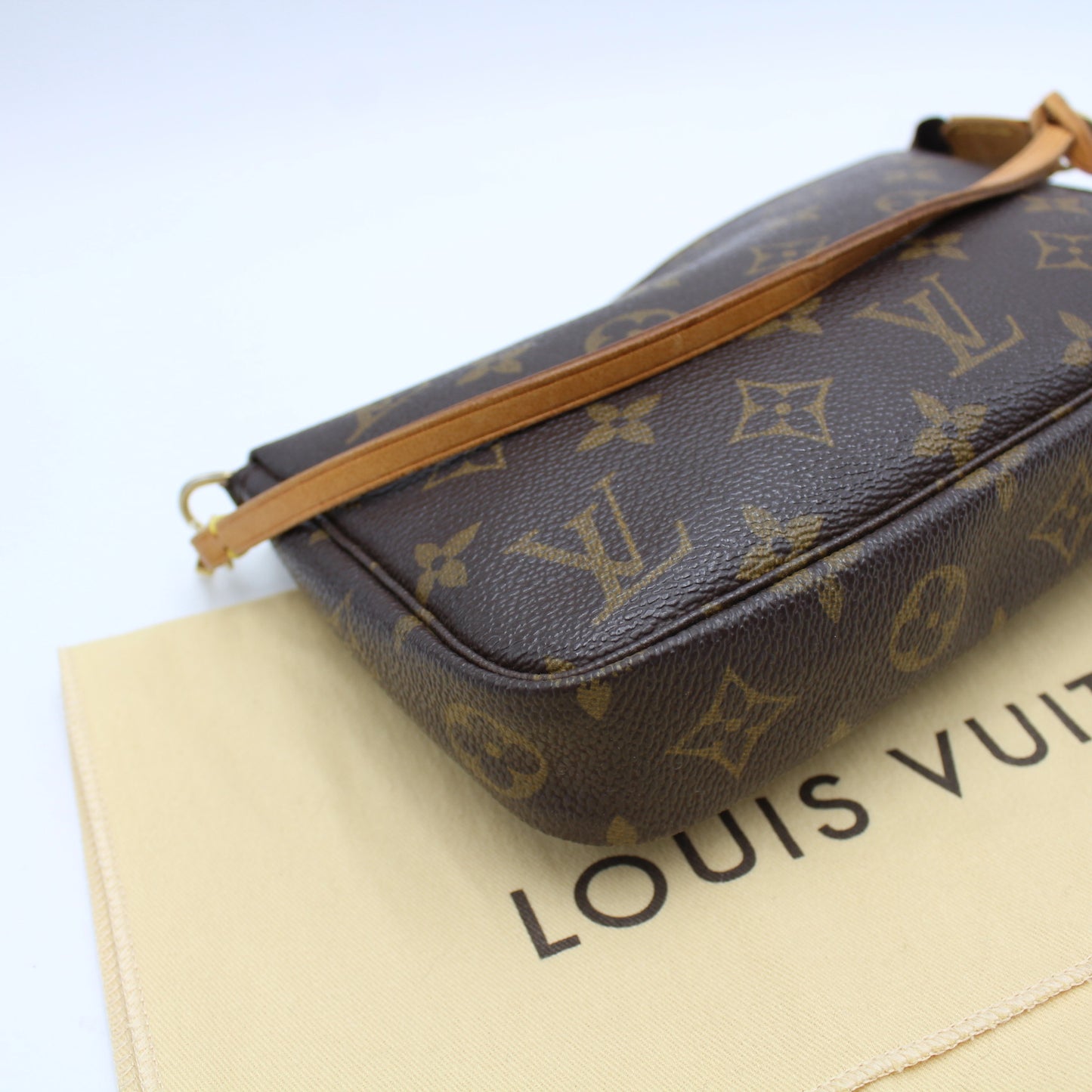 BORSA LOUIS VUITTON POCHETTE ACCESSOIRES NM MONOGRAM LB1719