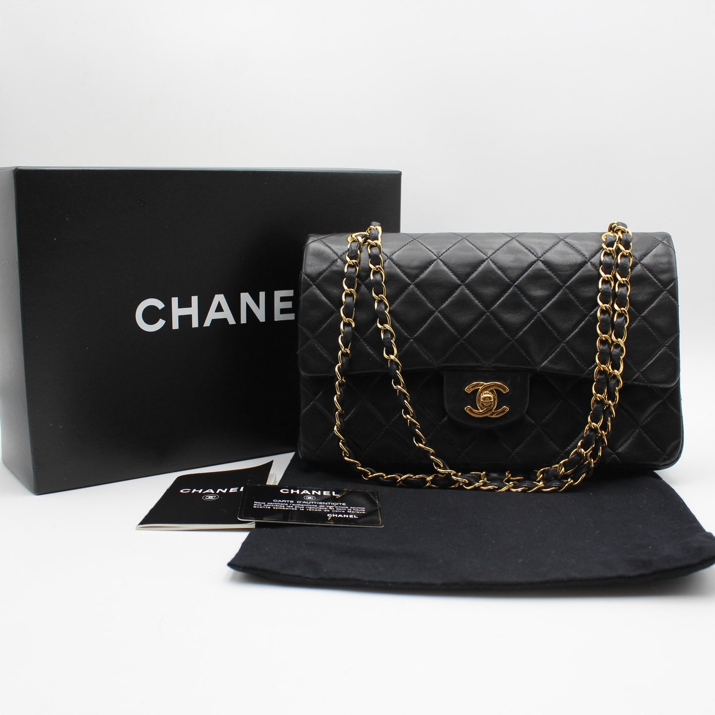 BORSA CLASSICA CHANEL TIMELESS IN PELLE DI AGNELLO NERA MEDIA CB258