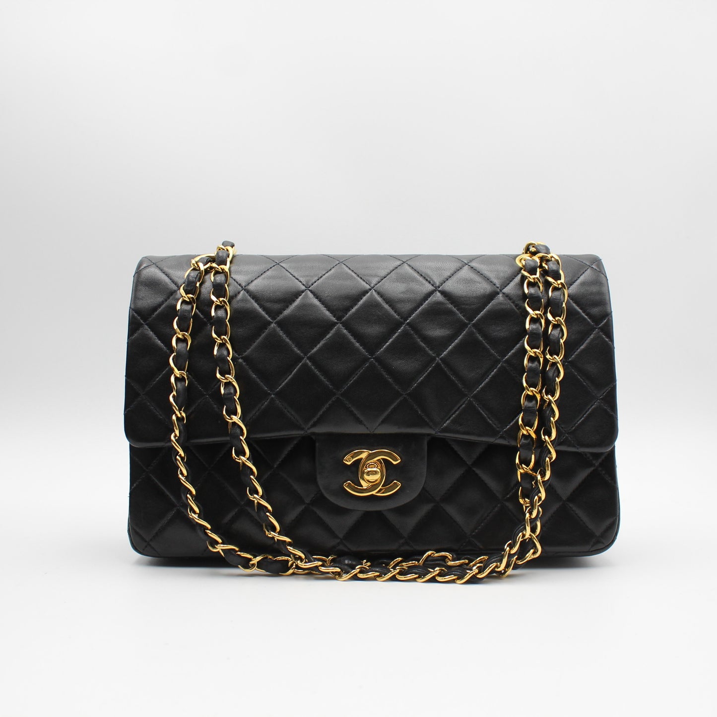 BORSA CLASSICA CHANEL TIMELESS IN PELLE DI AGNELLO NERA MEDIA CB258