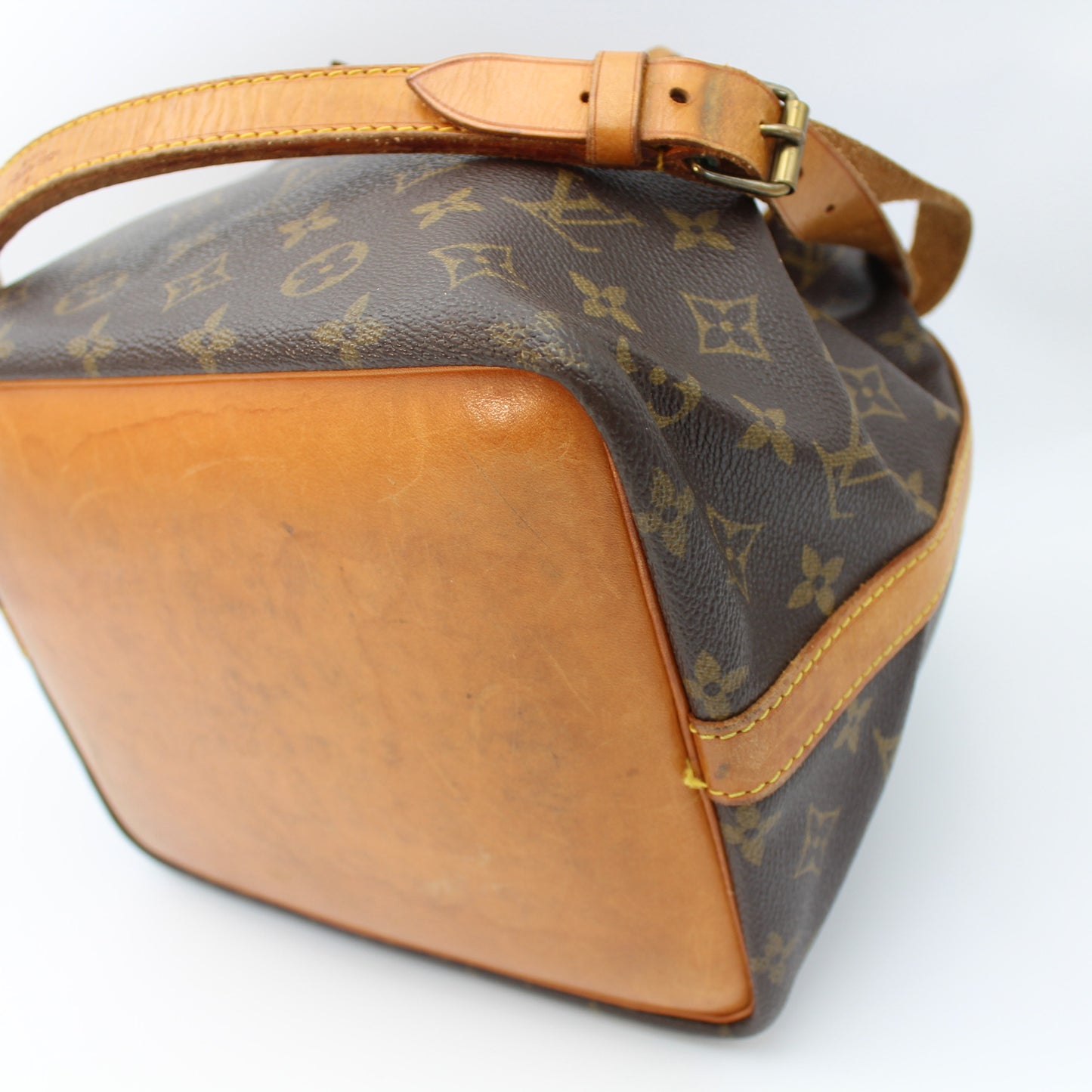 BORSA LOUIS VUITTON PETIT NOE MONOGRAM LB1729