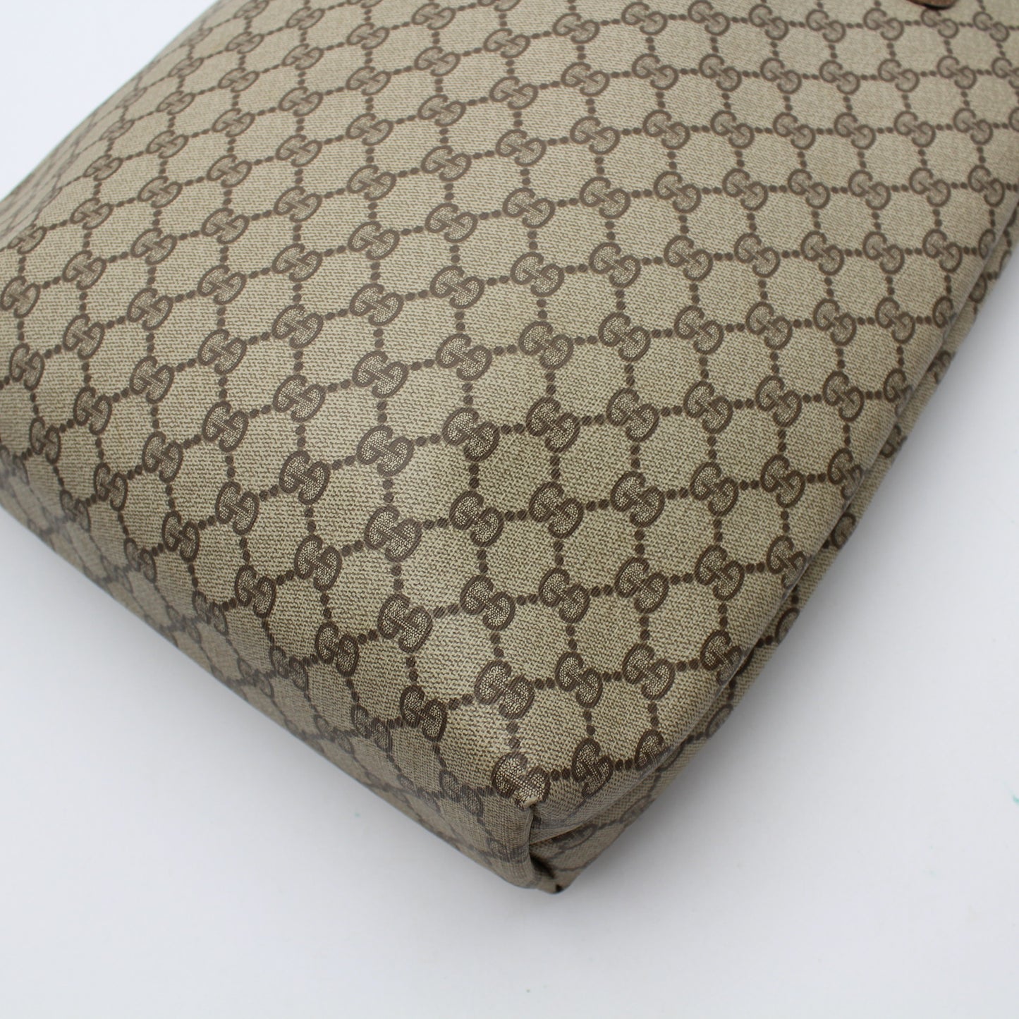 GUCCI TOTE BAG SUPREME GB206