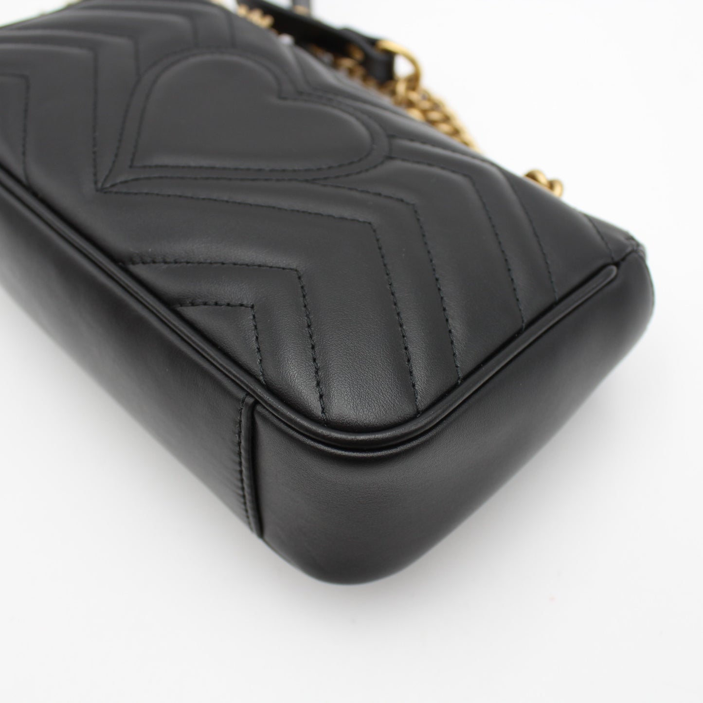BORSA GUCCI MARMONT MINI NERA IN PELLE MATELASSE GB259