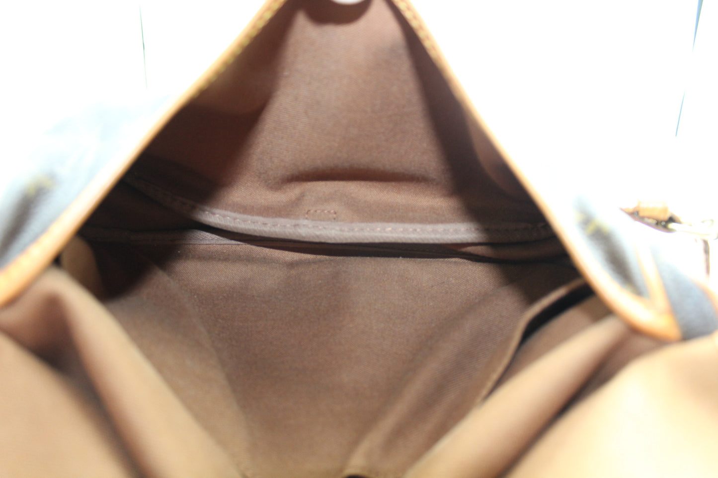 BORSA LOUIS VUITTON SAUMUR 30 MONOGRAM LB1800