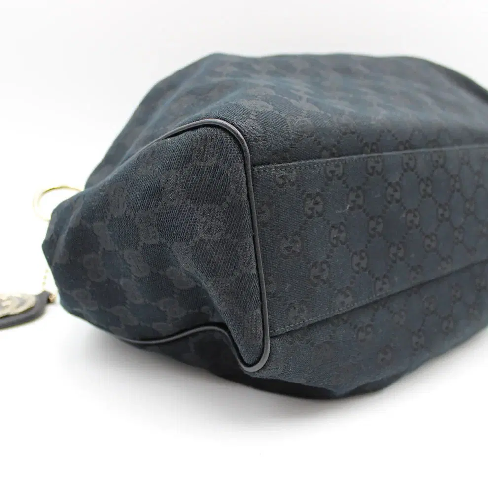 BORSA GUCCI SUKEY IN TESSUTO GG E PELLE NERA BB104