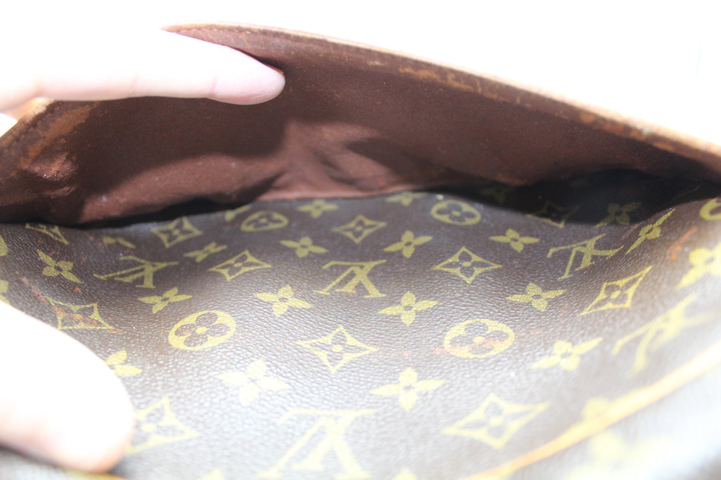 LOUIS VUITTON TROCADERO 27 MONOGRAM SHOULDER BAG LB1093