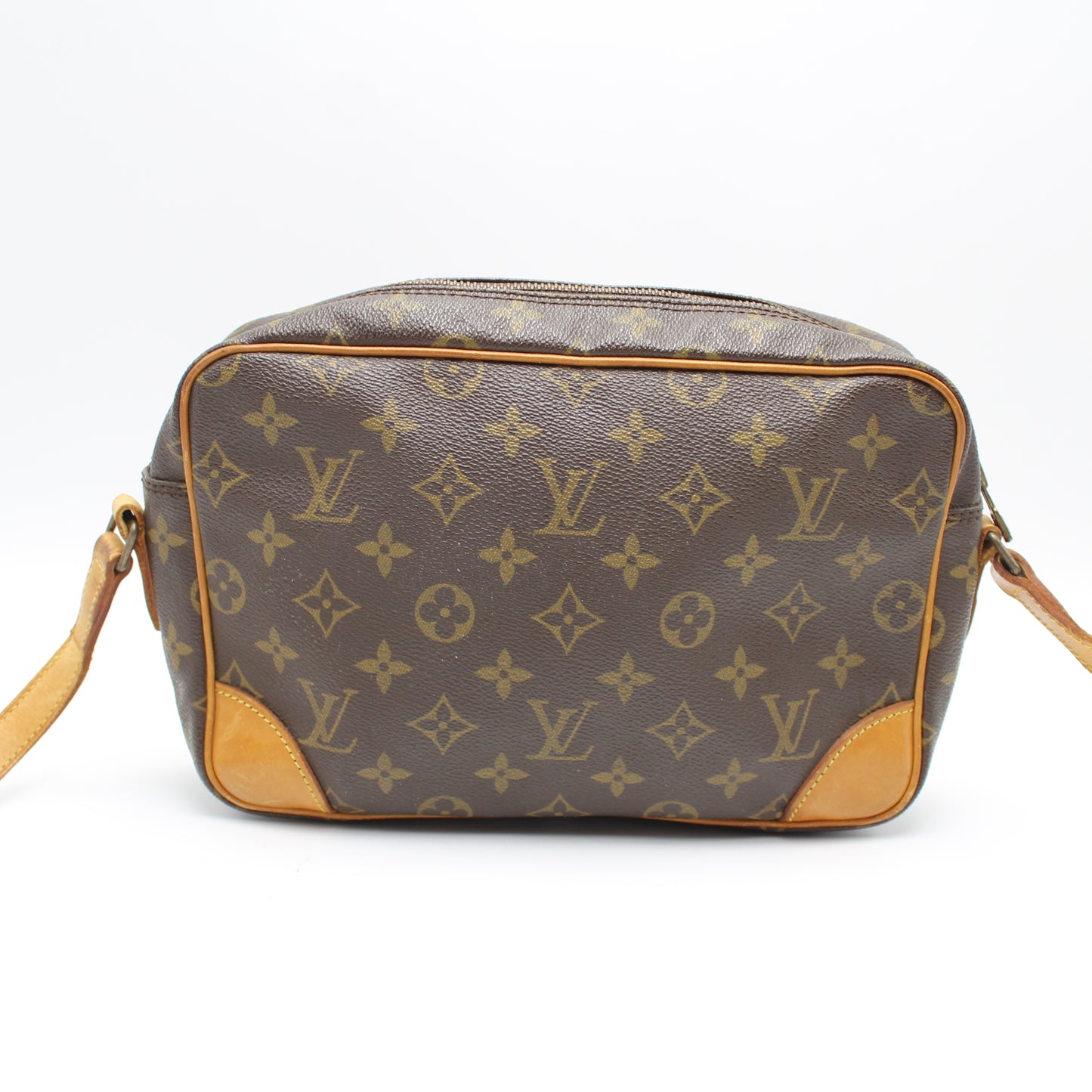 LOUIS VUITTON TROCADERO 27 MONOGRAM SHOULDER BAG LB1093