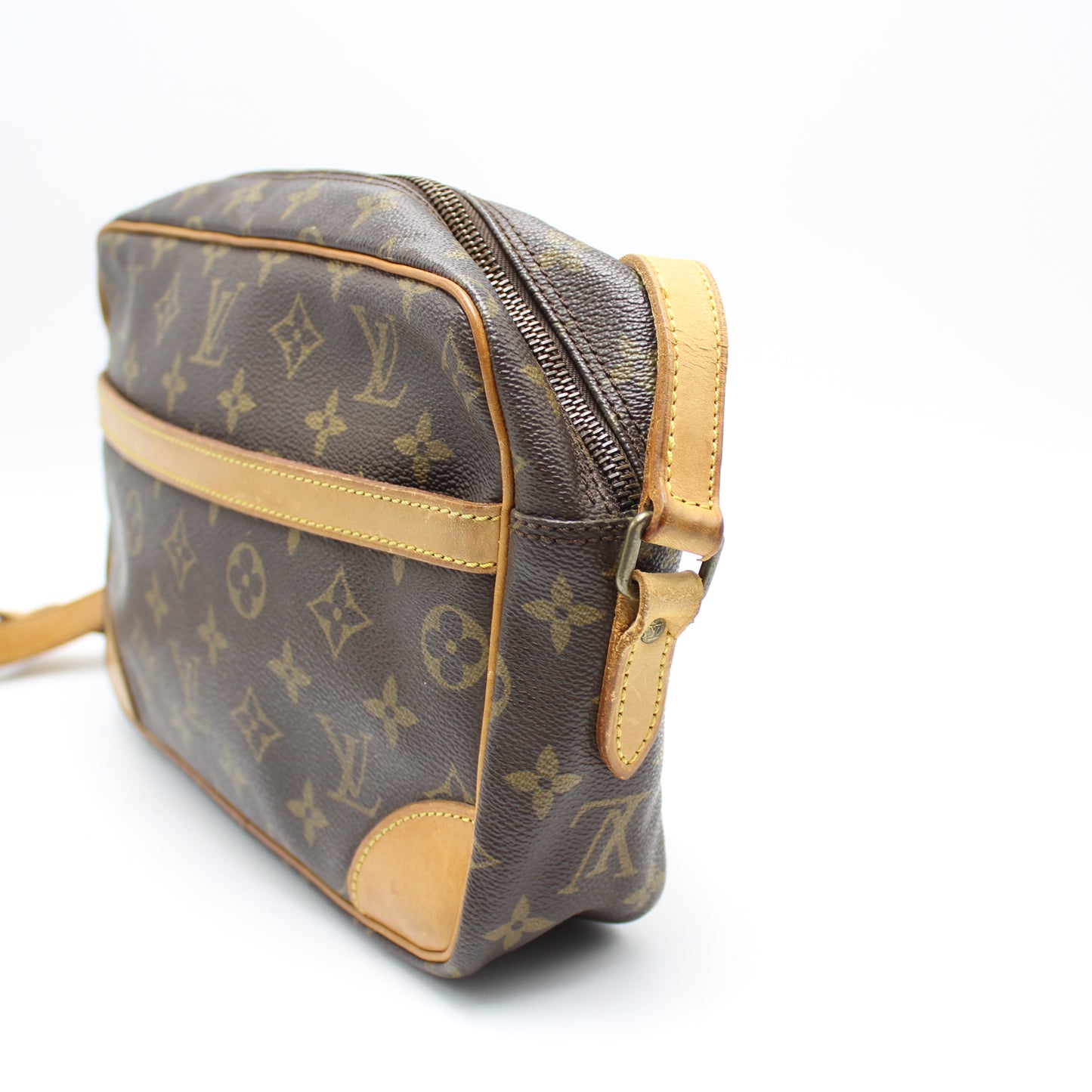 LOUIS VUITTON TROCADERO 27 MONOGRAM SHOULDER BAG LB1093